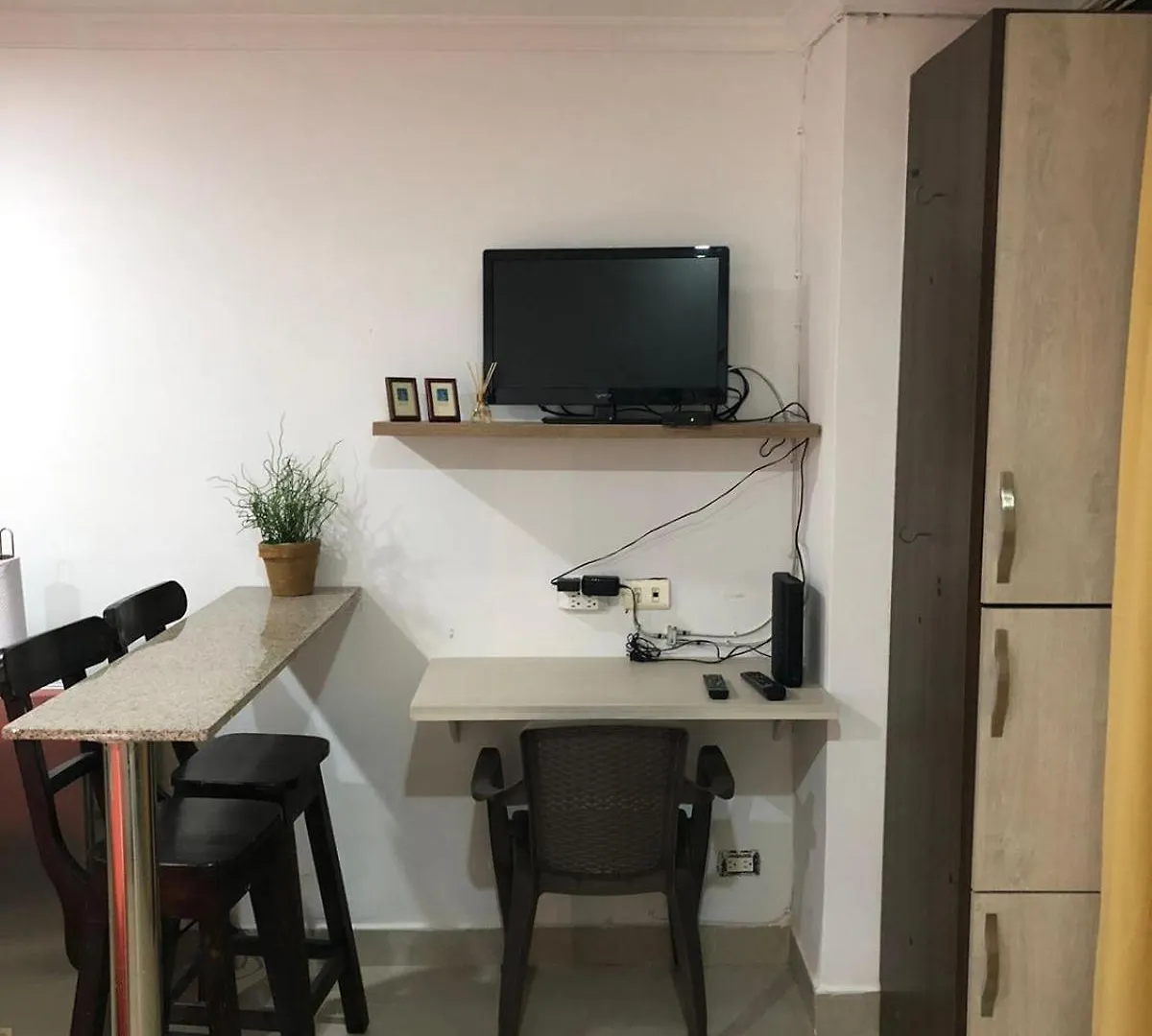 Acogedor Apartaloft En Rosales - Malibu Medellin